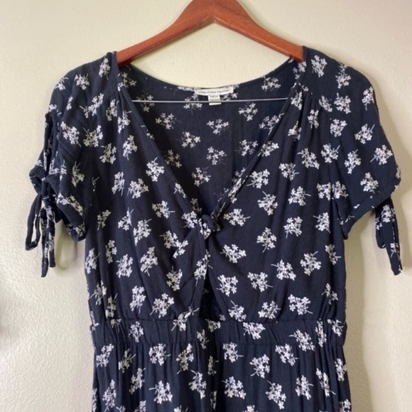 American Eagle Cut Out Floral Dress Black Size Small - Picture 3 of 6